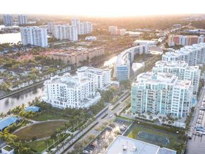 3030 NE 188th St 309, Aventura FL 33180