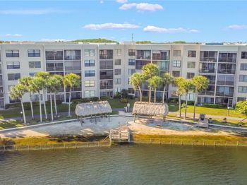 1001 Colony Point Cir