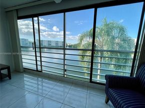 131 SE 3rd Ave 305, Dania Beach FL 33004