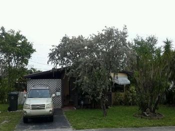 1121 NW 43rd St