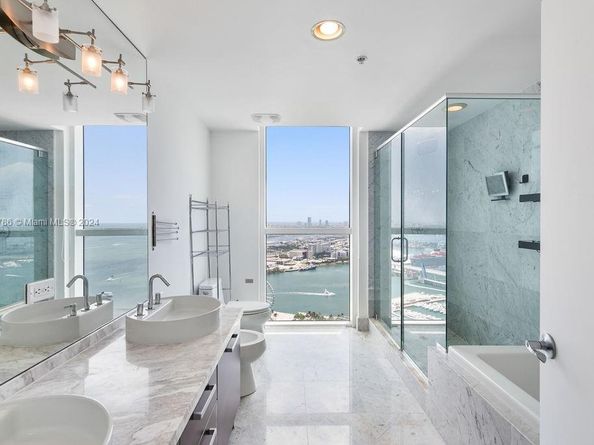 253 NE 2nd St 4608, Miami FL 33132