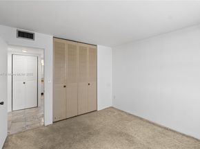 2780 NE 183rd St 1204, Aventura FL 33160