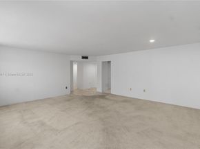 2780 NE 183rd St 1204, Aventura FL 33160
