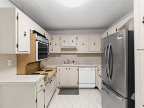 2780 NE 183rd St 1204, Aventura FL 33160