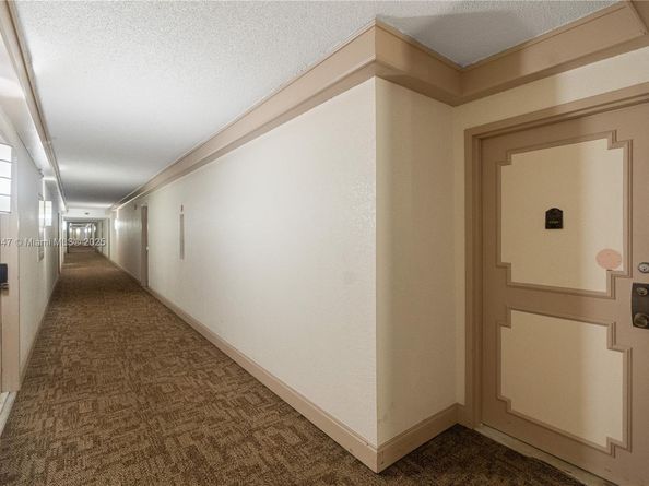 2780 NE 183rd St 1204, Aventura FL 33160