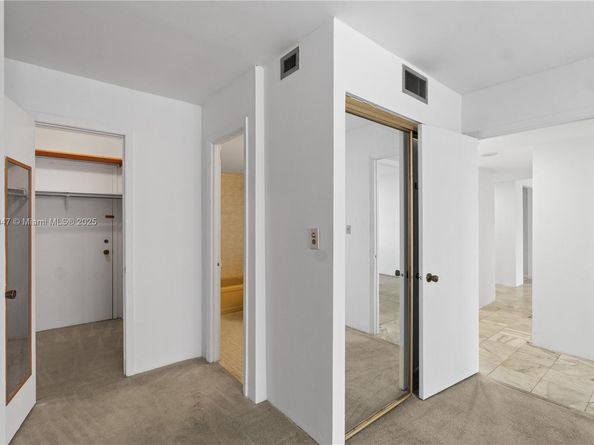 2780 NE 183rd St 1204, Aventura FL 33160