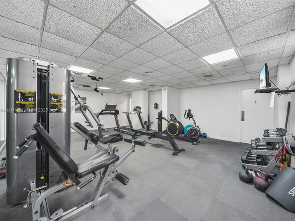 6061 Collins Ave 5F, Miami Beach FL 33140