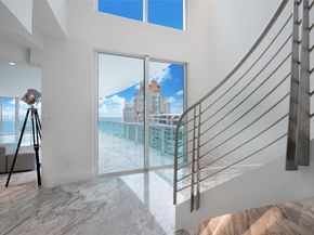 1000 S Pointe Dr PH2804, Miami Beach FL 33139