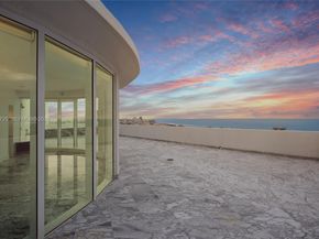 1000 S Pointe Dr PH2804, Miami Beach FL 33139