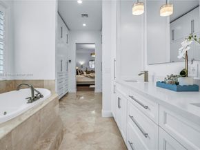 20211 SW 50th Pl, Southwest Ranches FL 33332