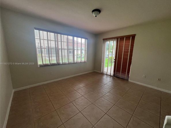 2614 SW 188th Ave, Miramar FL 33029