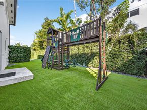 7500 SW 55th Ave, Miami FL 33143