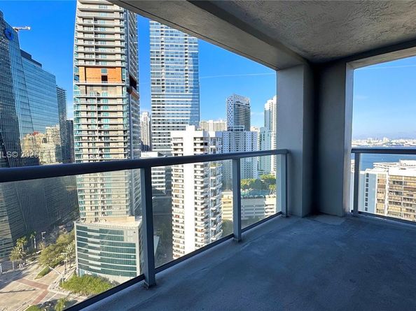 1541 Brickell Ave C2705, Miami FL 33129