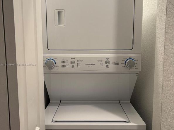 12221 NW 23rd Pl, Miami FL 33167