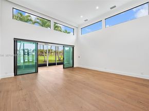 108 Waters Edge Dr, Jupiter FL 33477