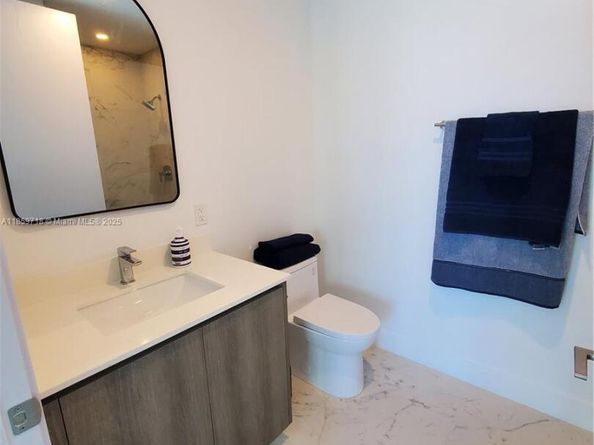 17550 Collins Ave 1403, Sunny Isles Beach FL 33160