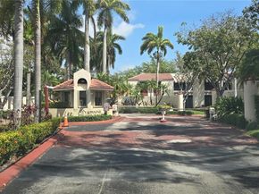 20015 NE 3rd Ct 6, Miami FL 33179
