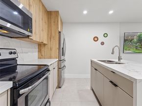 10017 SW 23rd Ter, Miami FL 33165