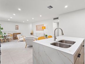 10017 SW 23rd Ter, Miami FL 33165