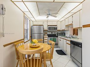 190 SE 5th Ave 202, Dania Beach FL 33004