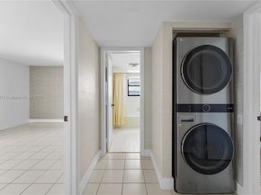 2575 S Bayshore Dr 10B, Miami FL 33133