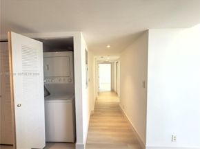 111 E Flagler St 805, Miami FL 33131