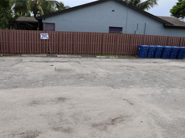 3705 NW 84th Ave D5, Sunrise FL 33351