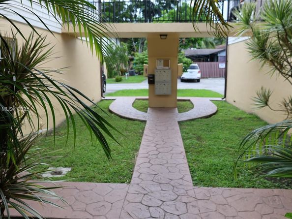3705 NW 84th Ave D5, Sunrise FL 33351