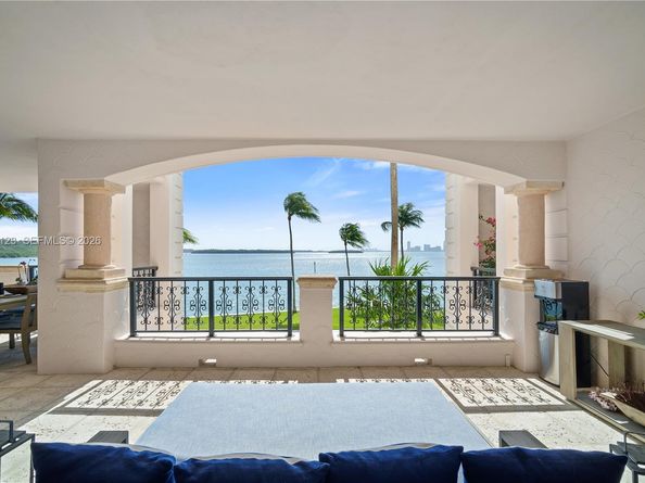 5222 Fisher Island Dr 5222, Fisher Island FL 33109