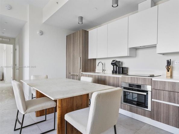 Undisclosed Address #A11850400, Miami FL 33130