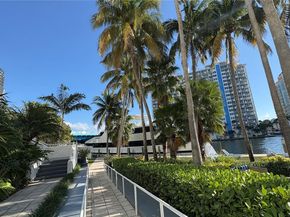 2670 E Sunrise Blvd 309, Fort Lauderdale FL 33304
