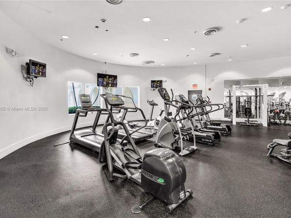 5600 Collins Ave 6P, Miami Beach FL 33140