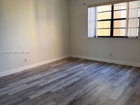 9370 SW 8th St 418, Boca Raton FL 33428