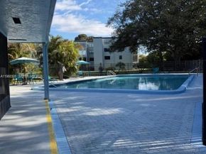 9370 SW 8th St 418, Boca Raton FL 33428