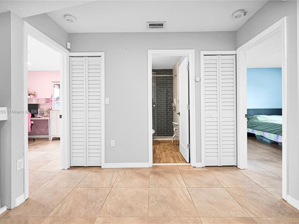 10101 SW 154th Cir Ct 10711, Miami FL 33196