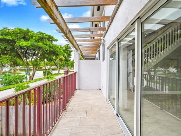 10101 SW 154th Cir Ct 10711, Miami FL 33196