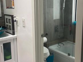 6633 NW 178th Ter, Hialeah FL 33015