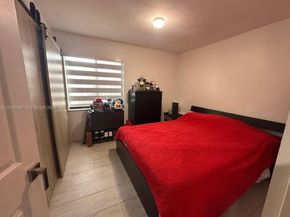 6633 NW 178th Ter, Hialeah FL 33015