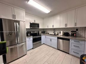 6633 NW 178th Ter, Hialeah FL 33015