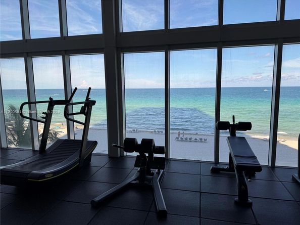 1830 S Ocean Dr 3303, Hallandale Beach FL 33009