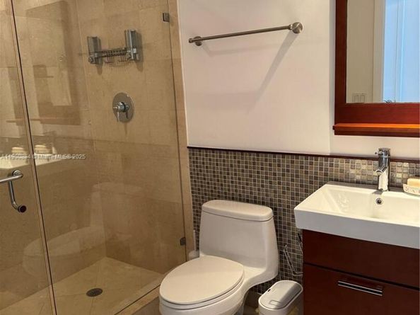 1830 S Ocean Dr 3303, Hallandale Beach FL 33009