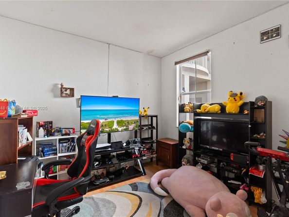 4301 SW 160th Ave 110, Miramar FL 33027