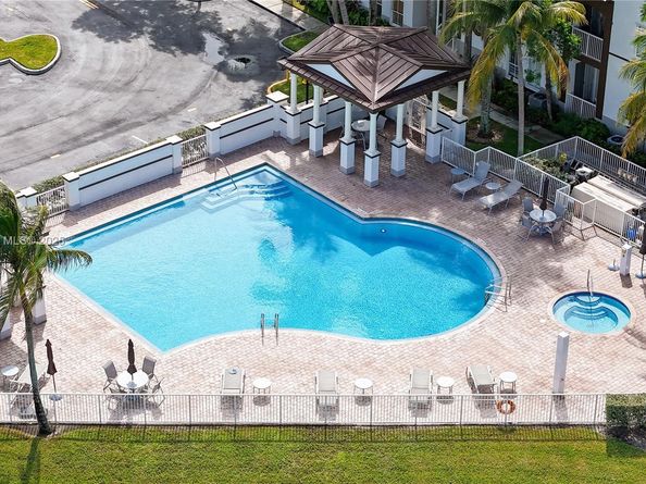 4301 SW 160th Ave 110, Miramar FL 33027