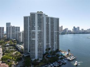 3530 Mystic Pointe Dr 303, Aventura FL 33180