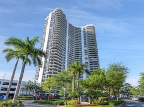 3530 Mystic Pointe Dr 303, Aventura FL 33180