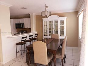 223 Maple Ter, Davie FL 33325
