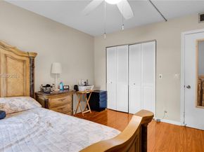 551 SW 135th Ave 208B, Pembroke Pines FL 33027