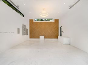 503 E Dilido Dr, Miami Beach FL 33139