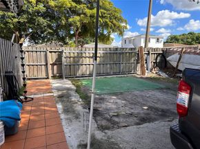701 & 703 SW 33rd Ave, Miami FL 33135