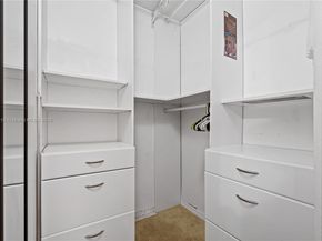 604 SW 107th Ave 706, Pembroke Pines FL 33025